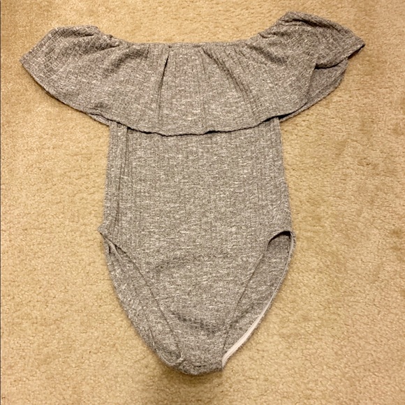 Gray body suit - Picture 2 of 3